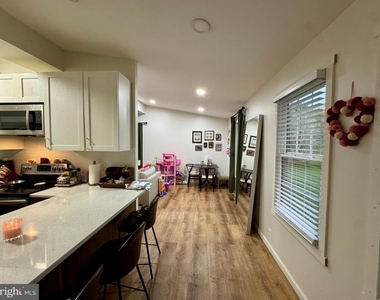24712 Etchison Drive - Photo Thumbnail 4