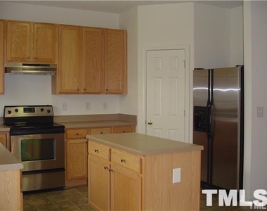 113 Eldon Lane - Photo Thumbnail 5
