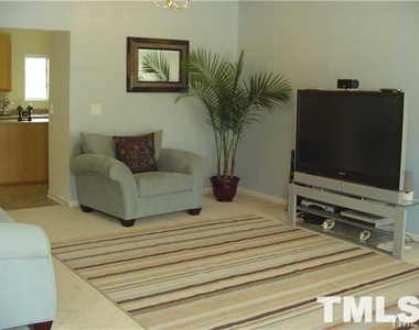 113 Eldon Lane - Photo Thumbnail 2