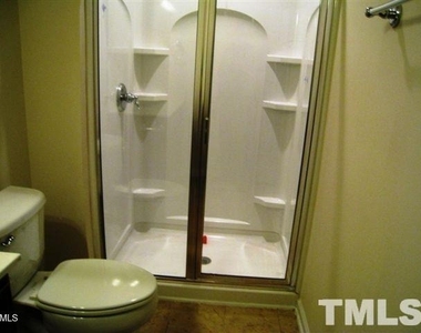 2110 Addenbrock Drive - Photo Thumbnail 7