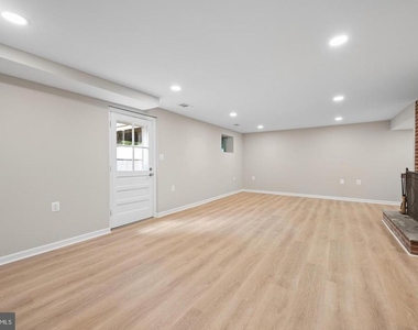 12408 W Old Baltimore Road W - Photo Thumbnail 27