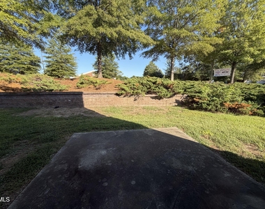 8 Duck Pond Court - Photo Thumbnail 14