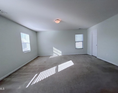 8 Duck Pond Court - Photo Thumbnail 11