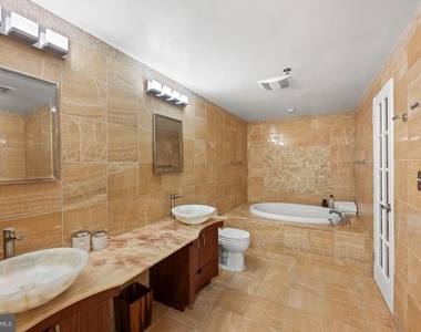 5610 Wisconsin Avenue - Photo Thumbnail 15