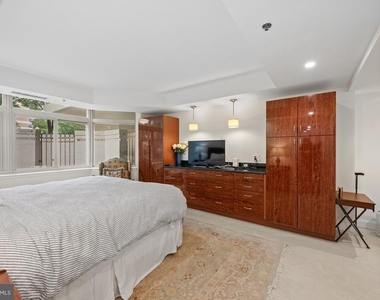 5610 Wisconsin Avenue - Photo Thumbnail 14