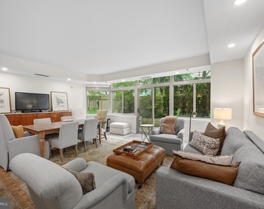 5610 Wisconsin Avenue - Photo Thumbnail 7