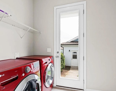 1617 Silo Ridge Drive - Photo Thumbnail 11