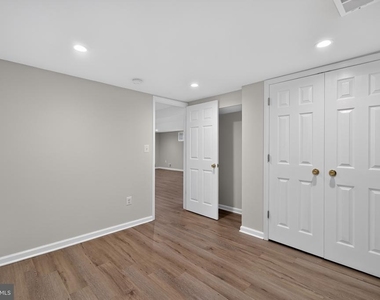 11102 Bucknell Drive - Photo Thumbnail 24