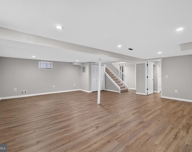 11102 Bucknell Drive - Photo Thumbnail 21