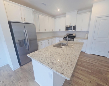 8765 Wardle Court - Photo Thumbnail 4