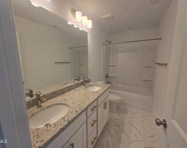 8765 Wardle Court - Photo Thumbnail 15