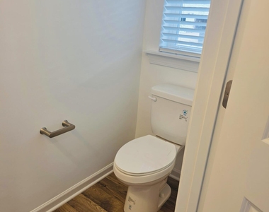 8765 Wardle Court - Photo Thumbnail 7