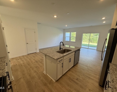 337 Sweetbay Tree Drive - Photo Thumbnail 2