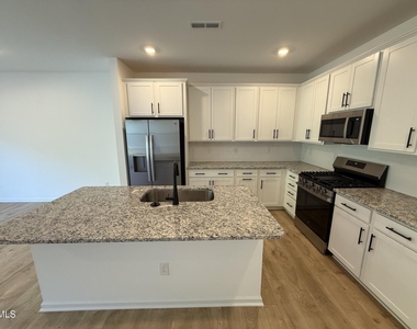 337 Sweetbay Tree Drive - Photo Thumbnail 13