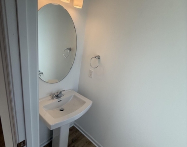 337 Sweetbay Tree Drive - Photo Thumbnail 8