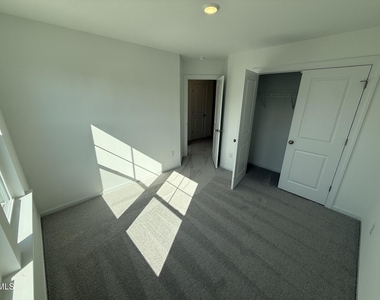 337 Sweetbay Tree Drive - Photo Thumbnail 23