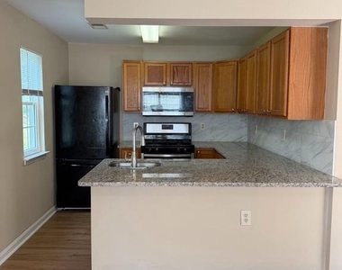 11824 Eton Drive - Photo Thumbnail 8