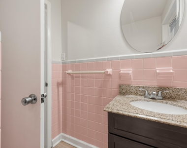 1303 Lorimer Road - Photo Thumbnail 5