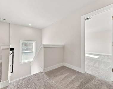 286 Duncan Creek Road - Photo Thumbnail 12