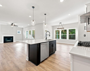 286 Duncan Creek Road - Photo Thumbnail 34