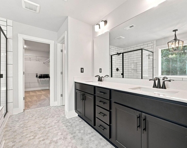 286 Duncan Creek Road - Photo Thumbnail 15