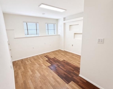 7730 Chatfield Lane - Photo Thumbnail 21
