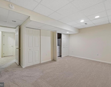7730 Chatfield Lane - Photo Thumbnail 30
