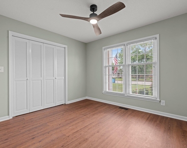 1505 Fairview Street - Photo Thumbnail 26