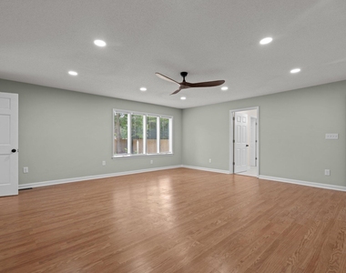 1505 Fairview Street - Photo Thumbnail 12