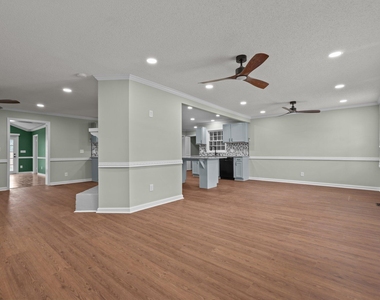 1505 Fairview Street - Photo Thumbnail 3