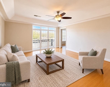 5910 Great Star Drive - Photo Thumbnail 9