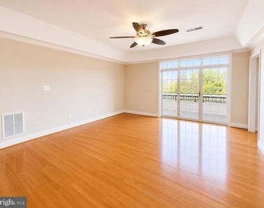 5910 Great Star Drive - Photo Thumbnail 10