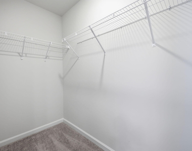 1011 Hemlock Cone Way - Photo Thumbnail 29