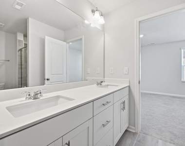 1011 Hemlock Cone Way - Photo Thumbnail 27