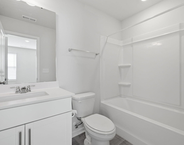 1011 Hemlock Cone Way - Photo Thumbnail 7
