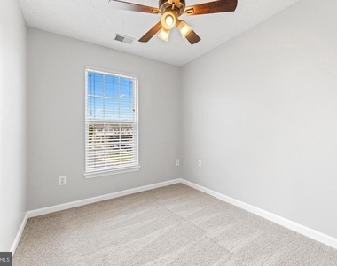 427 Mayapple Court - Photo Thumbnail 33