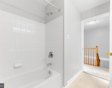 427 Mayapple Court - Photo Thumbnail 29