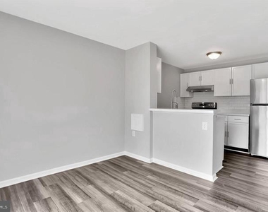 1237 Danielle Drive - Photo Thumbnail 6