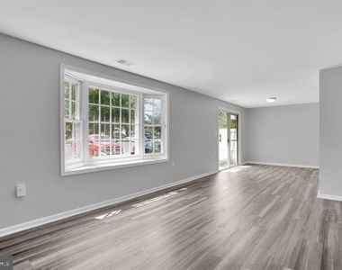 1237 Danielle Drive - Photo Thumbnail 10