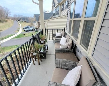 6979 Mandalong Way - Photo Thumbnail 2