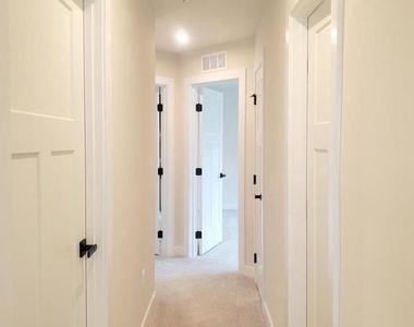 6979 Mandalong Way - Photo Thumbnail 45