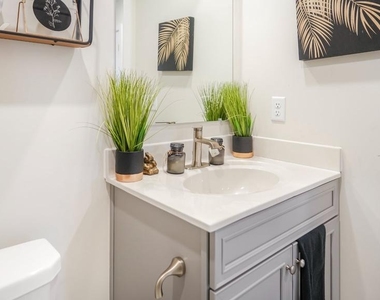 11042 Corvin Place - Photo Thumbnail 13