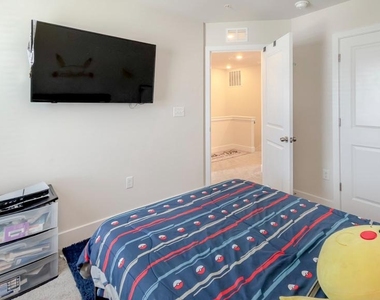 11042 Corvin Place - Photo Thumbnail 48
