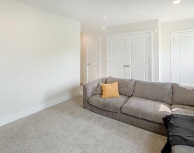 11042 Corvin Place - Photo Thumbnail 26