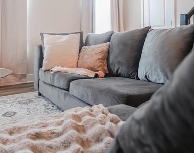 11042 Corvin Place - Photo Thumbnail 16