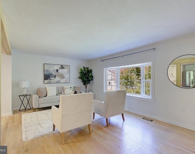 3614 King Drive - Photo Thumbnail 7