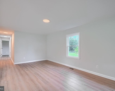 926 Wampler Road - Photo Thumbnail 8