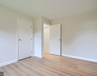 926 Wampler Road - Photo Thumbnail 18