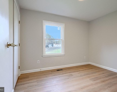 926 Wampler Road - Photo Thumbnail 12