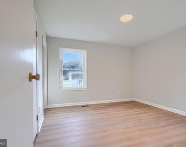 926 Wampler Road - Photo Thumbnail 20